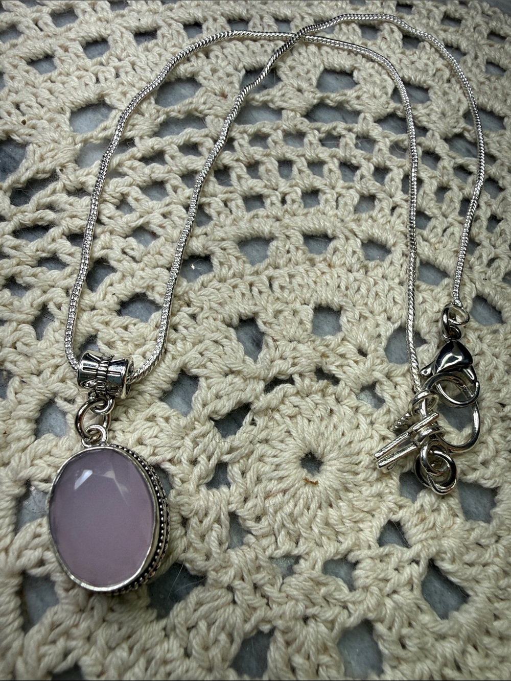 Silver Pink rose quartz Stone Pendant Necklace